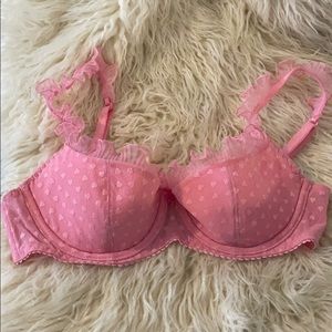 Classic Victoria’s Secret Pink Lace Bra